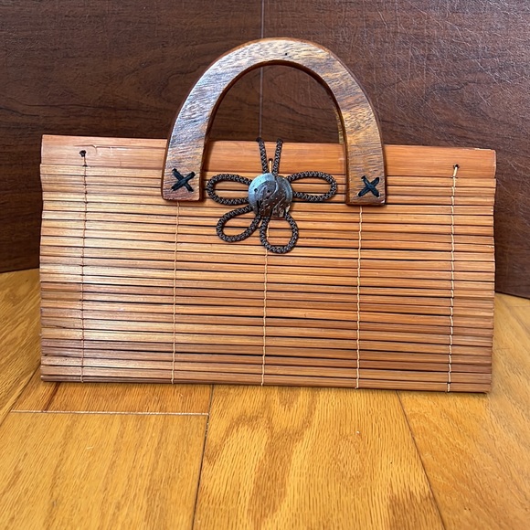 Light brown wooden clutch - Picture 2 of 3